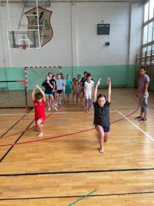 Polkolonie-joga-dla-dzieci-warszawa-lato-2024.JEPG_-1